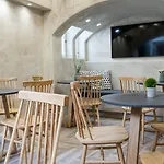 Korali Aparthotel 4*