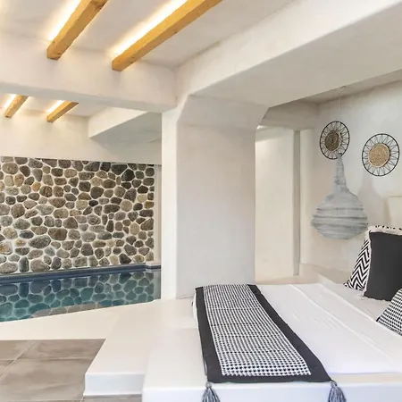 Lägenhetshotell Korali Palace 4*