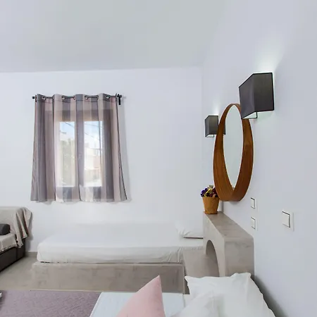 Korali Palace شقة فندقية