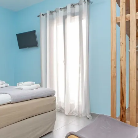 Korali Palace شقة فندقية Naxos City