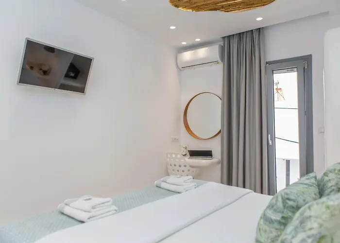 Korali Palace Aparthotel 4*